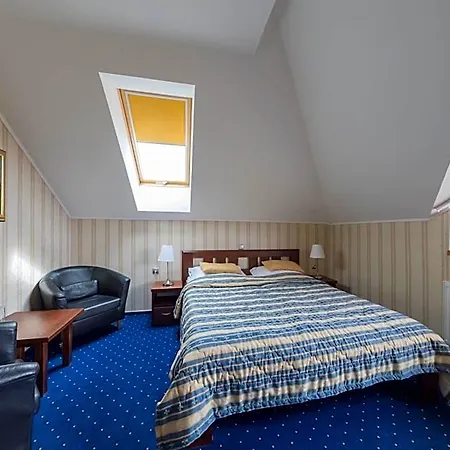 Krusnohorsky Dvur 3*