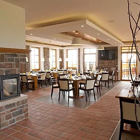 Krusnohorsky Dvur Hotel Dubi (Usti nad Labem)