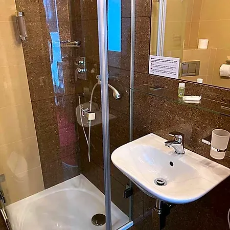Hotel Krusnohorsky Dvur Dubi (Usti nad Labem)